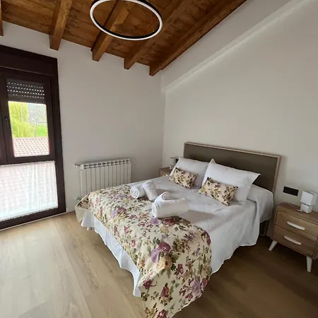 La Fuentina De Triana شقة *